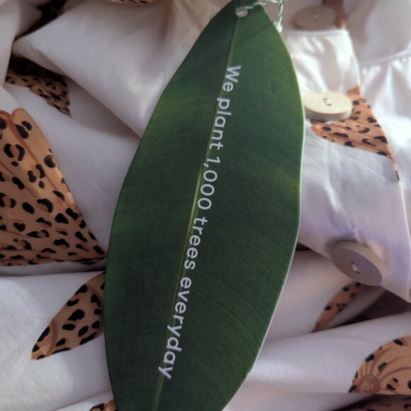 Farm Rio Leopard Shell Midi Dress, Size Medium, 100% Cotton, New with Tags - Picture 8 of 9